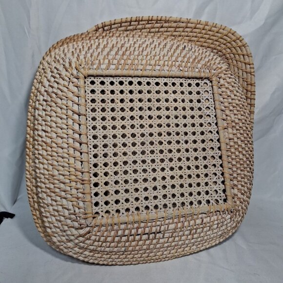 Lot of 4 Wicker Rattan Paper Plate Holder 13" Square Tray, Decor Natural Cottage - Picture 3 of 8